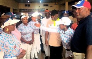 Oyo’s Dep Governor Attends Tiger Golf Club’s Ladies Open, Promises Support Lady Captain, Tiger Golf Club, Janet Ekwere (second right) introducing the LGAN executives to the Deputy Gov of Oyo State, Barr Bayo Lawal and the Captain of the club, Alh. Tunde Salami (right)…