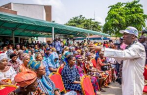 Sanwo-Olu’s Govt Commences Distribution Of Palliatives To The Citizenry