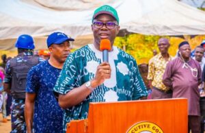 Day Makinde Flagged Off Odo Ona Kekere-Arapaja-Asunle Road ...the governor of Oyo State, Engineer 'Seyi Makinde...