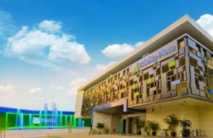 Fidelity Bank Chairman, Chike-Obi Bags Lifetime Achievement Award Fidelity Bank