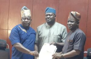 Local Government Election: Oyo Assembly, OYSIEC Ready To Collaborate L-R: Hon. Sanjo Adedoyin, Hon. Akintunde Olajide and Aare Isiaka Olagunju