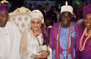 Photos: Wasiu Ayinde, Gbenga Daniel, Florence Ajimobi, Deolu Akande, Others Join Olugbon To Mark 60th Birthday In Lagos L-R: Otunba Gbenga Daniel, Chief (Dr) Mrs Florence Ajimobi, the Olugbon of Ile-Igbon, Oba Francis Alao...at the event...