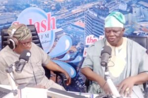 Prince Oluyemisi Adeaga right with Olayinka Agbooladuring the Radio Show live on Splash 1055fm