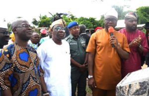 Tenth Oyo Assembly: Ogundoyin Endorsed By Makinde As Speaker ...Oyo State Governor, Seyi Makinde (second right); his deputy, Bayo Lawal (second left); Speaker, Oyo State House of Assembly, Hon Debo Ogundoyin (right) and Chairman, Ilaji Hotels and Sport Resorts, Engr Dotun Sanusi...at the event...