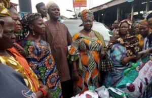 Alli, Oyo South Senator Hailed For Providing Palliatives For Constituents