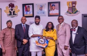 Photo: Oyo Speaker Hosts The Institute Of Personality Development & Customer Relationship Management Top Shots L-R: Hon. Yusuf Adebisi, FPD-CR, Member, Oyo State House of Assembly, Dr. Lanre Osaniyi, FPD-CR: Secretary, Body of Fellows, Rt. Hon. Debo Ogundoyin, FPD-CR, Speaker, Oyo State HoA & Chairman, Conference of Speakers in Nigeria, Dr. Mrs. Bola Ayeni, FPD-CR, Chairperson of Council, Dr. Ayobami Owolabi, FPD-CR, President & Prof. Lambert Ihebuzoh, FPD-CR, Registrar @ IPDCRM…during the visit…