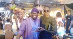 popular comedian Shete left with another guestat the event