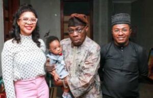 Issue Of Son/Obasanjo-Resemblance: Actor Sam ‘Spiff’ Ajibola Takes Center Stage Again ...the Ajibolas...with Chief Olusegun Obasanjo...in the controversial pose...
