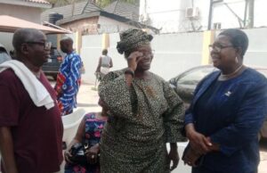 Ibadan Blast: Oyo Head Of Service Visits Devastated Home Of Former Deputy Governor Oladokun Mrs Olubunmi Oni, right, with Chief Iyiola Oladokun and wife...