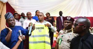 Okada Riders Get 15,000 Reflective Jackets From Oyo Govt