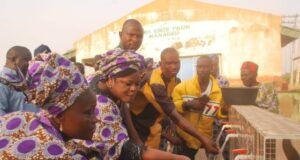 Day Senator Alli Got Commended Over Borehole Projects By Oyo Community