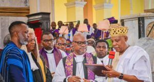 Tinubu, Other Prominent Nigerians Witness Akeredolu’s Burial In Owo Vice President Kashim Shettima, right, with one of the children of late Oluwarotimi Akeredolu, left, and others...