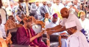 How Sonny Kuku Was Installed By Awujale As Ogbeni Oja Of Ijebuland ...the Awujale of Ijebuland, Oba Sikiru Adetona, left...getting ready for the installation of Sonny Kuku...