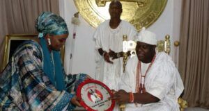 Ooni Hosts Ibadan Zonal Commander Of EFCC, Hails Commission For Battling Currency Speculators ...the Acting Ibadan Zonal Commander of the EFCC, Assistant Commander of the EFCC, ACE I Halima Mustafa Rufa’u, left, with the Ooni of Ife, Oba Adeyeye Ogunwusi...