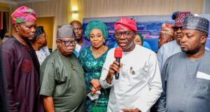 Sanwo-Olu: APC Remains Party Of Choice In Ondo, Other South West States Governor of Lagos State, Mr. Babajide Sanwo-Olu (second right); APC National Youth Leader, Hon. Dayo Israel (right); Chairman, APC Ondo State, Engr. Ade Adetimehin and Zonal Publicity Secretary; Chief Ayo Afolabi during the governor’s meeting with APC National Executives from South West states at the Lagos House, Marina, on Sunday...