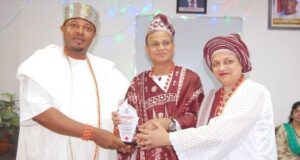 Day Monarchs Of Host Community Hailed Leadership Style Of Dangote Cement’s Plant Director Outgoing Dangote Cement, Ibese Plant Director, Azad Nawabuddin (middle) receiving an award from the Aboro of Ibeseland, Oba Rotimi Mulero (left) and his wife, Romana, during the sent forth ceremony by the Ibese Plant management…