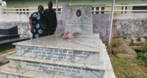 Photos: Bola Ige’s Family Remembers Matriarch, Justice Atinuke 21 Years After Sir (Arc) Muyiwa Ige, with his sister, Mrs Funso Adegbola...before the prayer session by the graveside of their wonderful mom...on Wednesday...