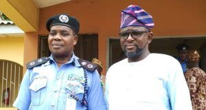 Oyo Council Polls: CP Hamzat Visits OYSIEC Boss, Makes Promises Oyo's Commissioner of Police, Adebola Hamsat,left, with OYSIEC boss, Aare Abiola Olagunju...