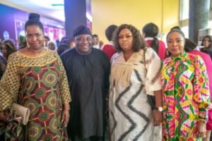 Aare Dele Momodu with wife Bolaji and her sisters