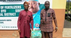 Farmers Show Appreciation As Senator Alli Donates Over 200 Bags Of Fertilizers