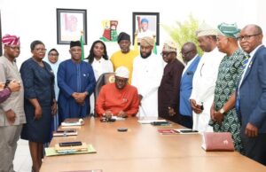 Makinde: Changing Oyo’s Narrative With Strong Institutions By Sulaimon Olanrewaju Oyo State Governor, Seyi Makinde (sitting); signing the Oyo State Project Monitoring Agency bill into law. With him from left are, Commissioner for Oublic Works and Transport, Professor Dahud Kehinde Shangodoyin; Head of Service, Mrs Olubumi Oni; Commissioner for Special Duties, Alhaja Fausat Sanni; Deputy Governor, Barr Bayo Lawal; Secretary to the State Government, Prof Olanike Adeyemo; Chief of Staff, Hon Segun Ogunwuyi; Speaker, Oyo State House of Assembly, Hon Debo Ogundoyin; deputy Speaker, Hon Abiodun Fadeyi; Attorney General and Commissioner for Justice, Barr Biodun Aikomo and Executive Assistant on Project Monitoring, Engr Muftau Salawu, held at Governor's Office, Secretariat, Ibadan...