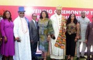 Why There Should Be Transparency In Community Development Trusts – Fubara A cross section of community leaders, officials of the Rivers State Government, Nigerian Upstream Petroleum Regulatory Commission, NNPC Upstream Investment Management Service and the Shell Peroleum Development Company with the chairmen of three Host Communities Development Trusts at the official unveling of the Trusts in Port Harcourt…