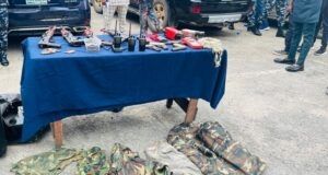 How Nine Kidnappers Were Killed By Police During Lagos Operations ...Guns, bullets and Army uniforms recovered from the kidnappers...
