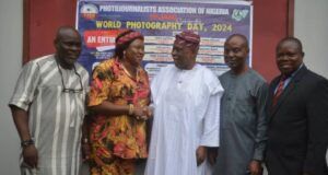 World Photography Day: When PJAN Played Host To Olusegun Osoba, Others L-R: Secretary, Nigeria Union of Journalists ( NUJ), Lagos State Council, Tunde Olalere; Chairman, Photojournalist Association of Nigeria (PJAN), Princess Alaba Igbaroola; Patron, PJAN, Aremo Olusegun Osoba; Chairman, Nigerian Union of Journalists, Lagos Council, Comrade Leye Ajayi and Vice Chairman, PJAN, Adejo David at the 2024 World Photography Day…