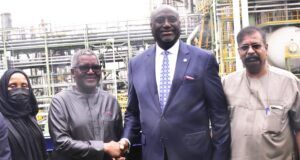 Domestic Refining Will Address Fuel Scarcity, Queue, NBA Tells Tinubu’s Govt L-R: Group Executive Director, Commercial Operations, Dangote Industries Limited, Fatima Aliko Dangote; President/CE, Dangote Industries Limited, Aliko Dangote; President, Nigerian Bar Association (NBA), Yakubu Maikyau; and Vice President, Oil & Gas, Dangote Industries Limited, Devakumar Edwin, during the delegates from the Nigerian Bar Association (NBA) visit to Dangote Petroleum Refinery and Fertiliser in Lagos, on Wednesday, August 21, 2024…