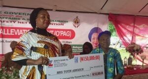 Makinde’s Government Lifts 500 Vulnerable N50m Intervention Grant
