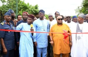For Now, I’m Only Interested In What’ll Put Money In My People’s Pockets – Makinde From left, Commander National Air Defence Corps, Nigerian Air Force, Ikeja, Lagos, Air Commodore Victor Ajiboye; Former Managing Director, Federal Airports Authority of Nigeria (FAAN), Alhaji Kabir Mohammed; Oyo State Governor, Seyi Makinde; his Osun State counterpart, Senator Ademola Adeleke; PDP National Deputy Chairman (South), Hon Taofeek Arapaja and PDP National Acting Chairman, Umar Damagum, during the ground breaking ceremony of the upgrade of Samuel Akintola Airport Ibadan...