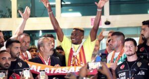Galatasaray Fans Receive Victor Osimhen With Unusual Enthusiasm Victor Osimhen