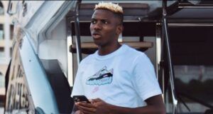 Ahead Of Surgery Decision, Osimhen Storms Nigeria Victor Osimhen