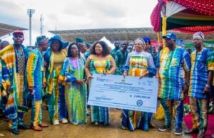WTD: Ekiti Governor Splashes N47.8m Gift On Best Teachers ...joyous Ekiti Teachers...