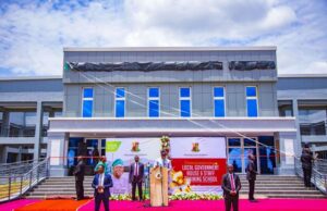 Makinde Restates Position On LG Autonomy As He Commissions Newly-Built Local Govt House Engineer Seyi Makinde of Oyo State delivering his address at the event on Wednesday...