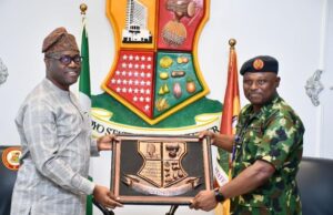 Makinde Pushes For Expansion Of Nigerian Air Force’s Operations in Oyo …Oyo State Governor, Engineer Seyi Makinde (left) presenting souvenir to Air Officer Commanding Logistics Command, Nigerian Air Force, Ikeja, Lagos, Air Vice Marshal Kolade Ademuwagun, during the courtesy visit on Monday…