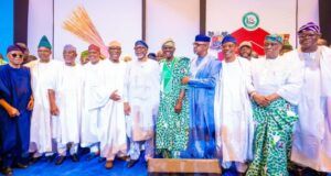 Tinubu Makes More Promises As South West APC Top Shots Regroup In Lagos L-R: Minister of Marine & Blue Economy, Alhaji Gboyega; Senator Ibikunle Amosun; Ondo State Governor, Mr. lucky Aiyedatiwa; his Ekiti State counterpart, Mr. Biodun Oyebanji; Ex-Minister of Solid Minerals Development, Dr. Kayode Fayemi; Chief of Staff to the President, Rt. Hon. Femi Gbajabiamila; Governor of Lagos State and APC South West Coordinator, Mr. Babajide Sanwo-Olu; his Ogun State counterpart, Prince Dapo Abiodun; National Vice Chairman of APC South West Hon. Isaac Kekemeke; former Governor of Ogun State, Otunba Olusegun Osoba and APC National Secretary, Senator Ajibola Basiru during the Party’s south west zone Assembly at the Eko Hotels and Suites, Victoria Island in Lagos, on Saturday, 05 October 2024…