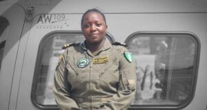 Check Out Changfe Maigari, Nigerian Navy’s Very First Female Pilot Lt. Changfe Maigari...record breaker...