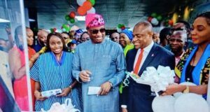 Alawuba, UBA GMD Joins Keyamo To Commission New MMIA Departure Section, Calls For Public-Private Collaboration Managing Director/Chief Executive, Federal Airports Authority (FAAN), Oluwabunmi Oluwaseun Kuku ; The Minister of Aviation and Aerospace, Festus Keyamo; and GMD/CEO, United Bank for Africa (UBA) Plc, Oliver Alawuba at the Commissioning of the Newly Renovated Departure Section of Murtala Muhammed International Airport, Ikeja, Lagos, renovated by UBA, at the weekend…