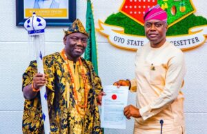History Recorded As Makinde Presents Instruments Of Office To 46th Alaafin Of Oyo Oyo State's Governor Seyi Makinde, right, with the new Alaafin of Oyo, His Imperial Majesty, Oba Akeem Abimbola Owoade...