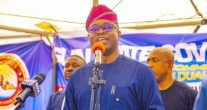 Makinde Joins Others At Amb. Adefope’s Funeral, Pays Tribute Engineer 'Seyi Makinde