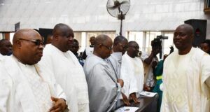 Adeleke, Other Governors, Others Join Makinde As He Holds Befitting Burial For Brother From left, Osun State Governor, Senator Ademola Adeleke; Plateau State Governor, Caleb Mutfwang and Bauchi State Governor, Senator Bala Mohammed; Deputy Governor of Delta State, John Onyeme; Minister of Power, Chief Bayo Adelabu and Oyo State Governor Seyi Makinde, during the burial service held in honour of Governor Makinde’s brother, Engr Sunday Makinde…it was held at Bishop Akinyode Memorial Anglican Church, Iwo Road, Ibadan…on Friday…