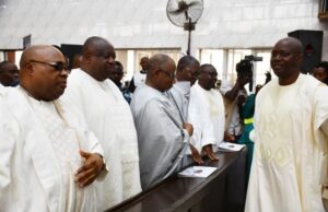 Adeleke, Other Governors, Others Join Makinde As He Holds Befitting Burial For Brother From left, Osun State Governor, Senator Ademola Adeleke; Plateau State Governor, Caleb Mutfwang and Bauchi State Governor, Senator Bala Mohammed; Deputy Governor of Delta State, John Onyeme; Minister of Power, Chief Bayo Adelabu and Oyo State Governor Seyi Makinde, during the burial service held in honour of Governor Makinde’s brother, Engr Sunday Makinde…it was held at Bishop Akinyode Memorial Anglican Church, Iwo Road, Ibadan…on Friday…