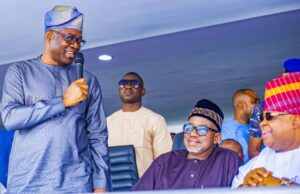 Makinde Joins Adeleke At Osun LG Chairmen’s Swearing-In Ceremony, Warns APC Not To Truncate Democracy Engineer 'Seyi Makinde, left, in Osogbo...delivering his message on Sunday...