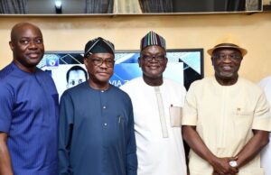 Loss Of Brother: Wike, Bode George, Others Pay Condolence Visit To Makinde From left, Oyo State Governor, Seyi Makinde; Minister of Federal Capital Territory, Nyesom Wike; former governor of Benue State, Samuel Ortom and former governor of Abia State, Dr Okezie Ikpeazu, during a condolence visit to Governor Makinde in his house over the death of his brother, Engr Sunday…
