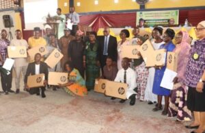 Dapo Abiodun’s Govt Distributes Laptops To Teachers