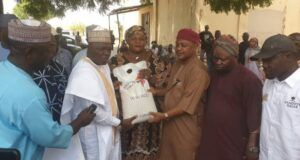 Victims Of Fire Disaster Receive Food From Aliko Dangote Foundation