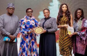 SNEPCo Named Major Oil Company Of The Year, As Former MD Elohor Aiboni Is Amazon Of Nigeria’s Oil Sector L-R: Chairman, Energy Times Board, Yakubu Lawal; Chief Executive Officer, Eko Electricity Distribution Company (EKEDC) Rekhiat Momoh; SNEPCo’s Senior Operations Manager, Bolanle Odunayo-Ojo; SNEPCo’s Policy & Advocacy Senior Advisor, Elohor Abu and SNEPCo’s Bonga Main Life Extension Venture Lead, Asamu Wali, during the award ceremony at Oriental hotel in Lagos…