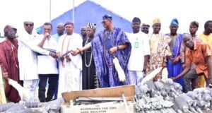 Jubilation As Dangote Cement Ibese Lights Up 21 Communities In Yewaland, Banishes Three-Year Blackout L-R: Oba Gabriel Ogunyomi, Onimoto of Imoto; Member, Ogun state House of Assembly, Hon. Adegoke Adeyanju Awoso; Dangote Cement Ibese Plant Director, Roy K. Uttam; HRM, Oba Rotimi Oluseyi Mulero, Aboro of Ibese Land; HRM. Oba Lukmon Kunoye, Olu of Imasayi; HRM, Oba Daniel Abayomi Salako, Aboro of Iboroland; Vice Chairman of Yewa North local Government, Hon. Joseph Ilori; HRM, Oba Gabriel Ogunji, Onijomi of Ijomi; HRM, Oba Basiru Oyero, Onijole of Ijole; Adetoro Hakeem, Representative of Ibadan Electricity Distribution Company and Ogun state Vice Chairman National Youth Council of Nigeria, Kehinde Damilola, during the donation by Dangote Cement Ibese Plant of multi-million Electrical materials to reconnec 21 Host communities to national grid...
