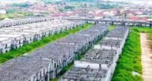 Forfeited 753 Houses: We Have No Plan To Sell Them For Now, FG Warns ..Godwin Emefiele's forfeited duplexes in Abuja...
